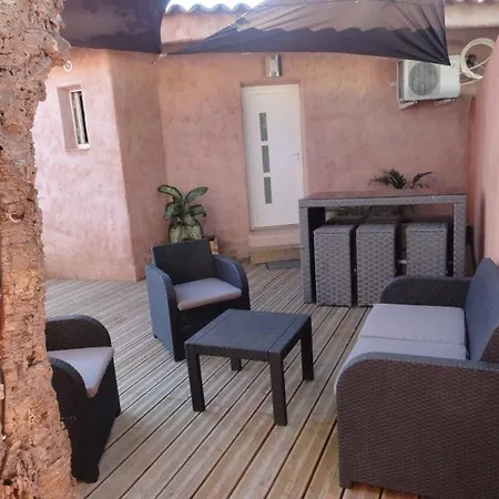 La Rotondo Dans La Alta Strada Piscine Partagee Chauffee Сasa de vacaciones