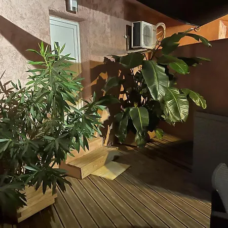 La Rotondo Dans La Alta Strada Piscine Partagee Chauffee Сasa de vacaciones *